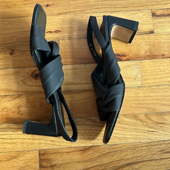 Black slingback sandal - Picture 3 of 4